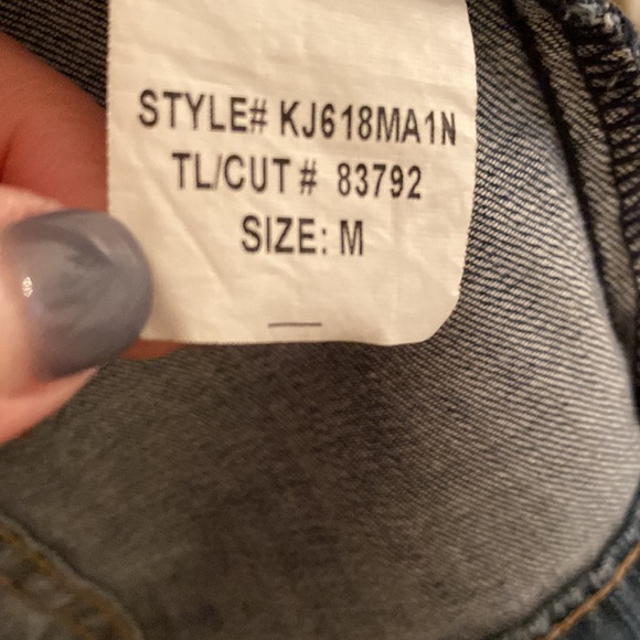 KUT from the Kloth Jean Jacket - Picture 7 of 9